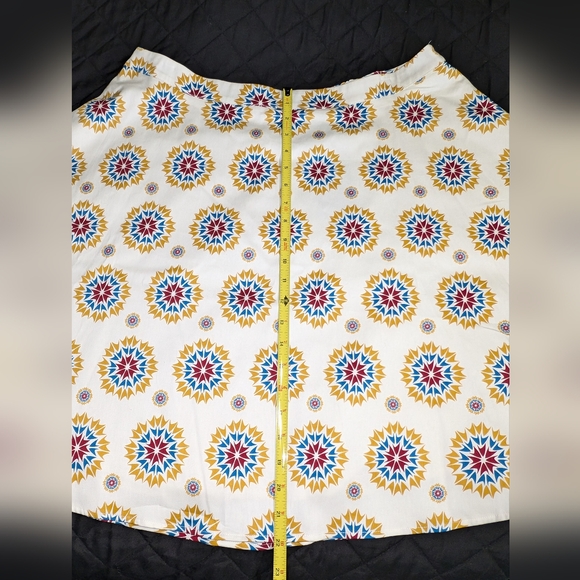 NWT Star Trek Starfleet Delta insignia sunburst skirt. - Picture 9 of 9